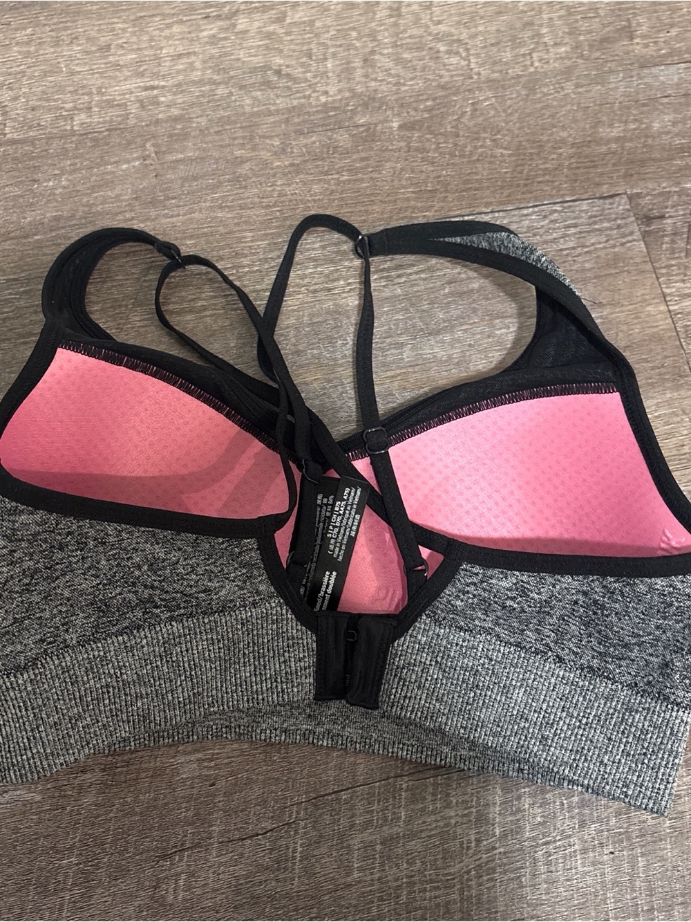 PINK Victoria's Secret Gray Seamless Strappy Bralette - Picture 2 of 3